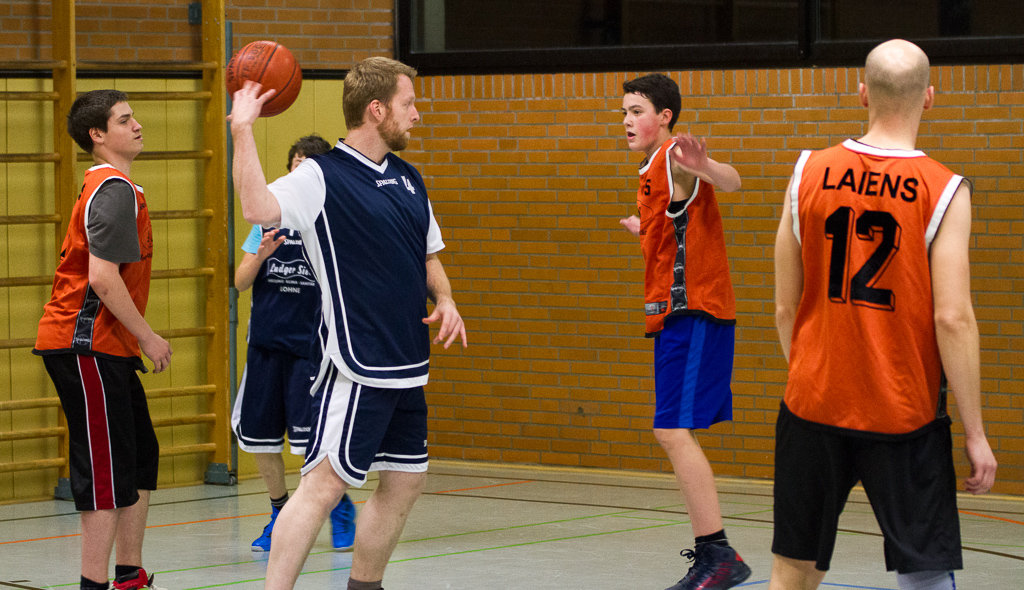 Sportwelten: Die Basketballer von Blau-Weiß Lohne